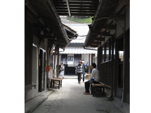 沖田酒店　陶芸の里の田舎酒屋